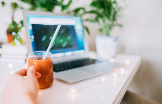 Smoothies bestellen: Waarom slim gemak beter is dan zelf zwoegen